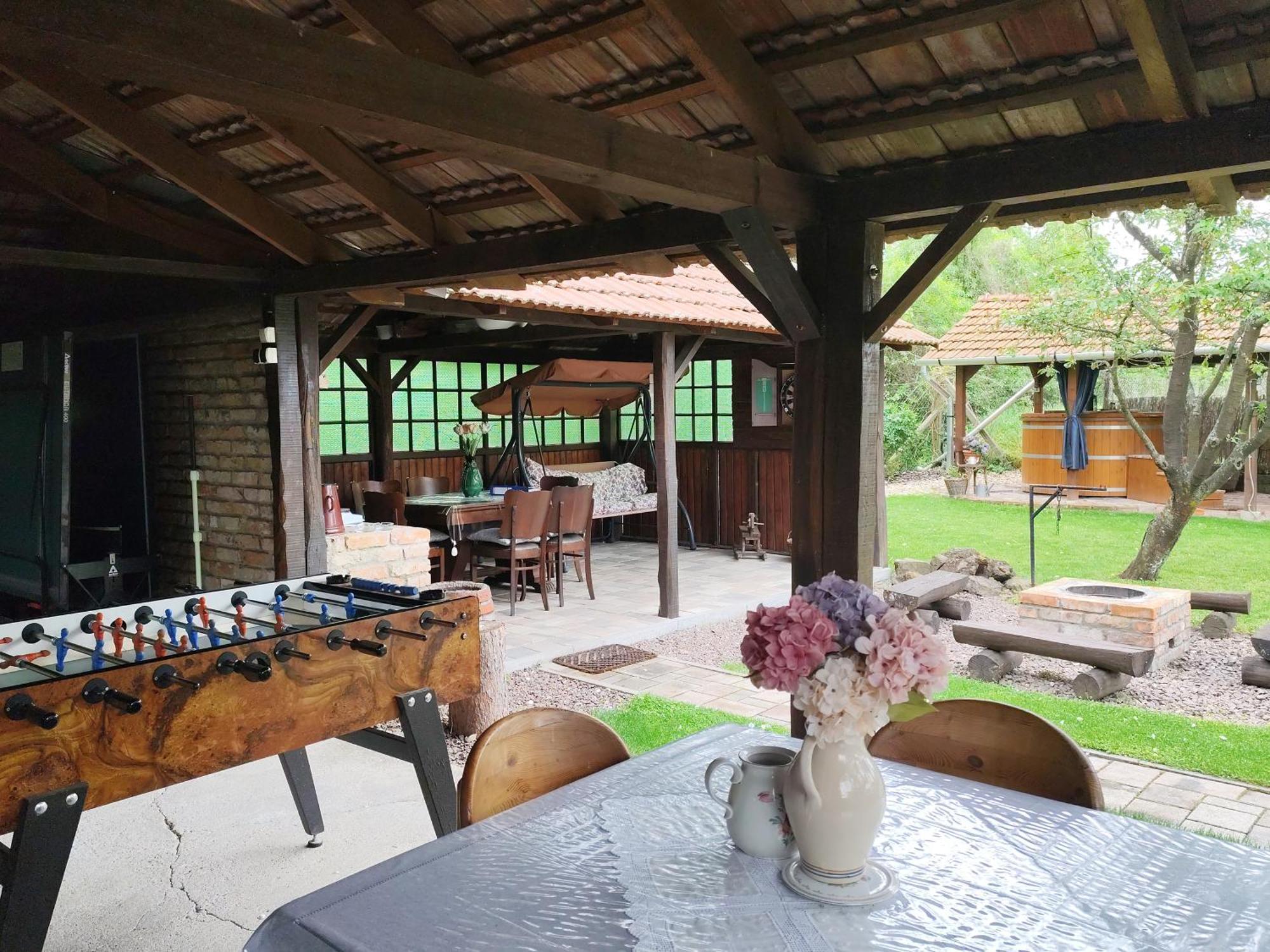 Bóbita Apartmanház Szilvasvarad Exterior foto